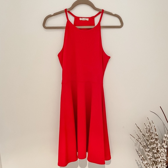 Olivia Rae - Red Halter Mini Dress (M) never worn! - Picture 1 of 2